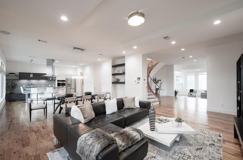 8210 Saylynn Ln, Houston TX 77075-3022 exterior