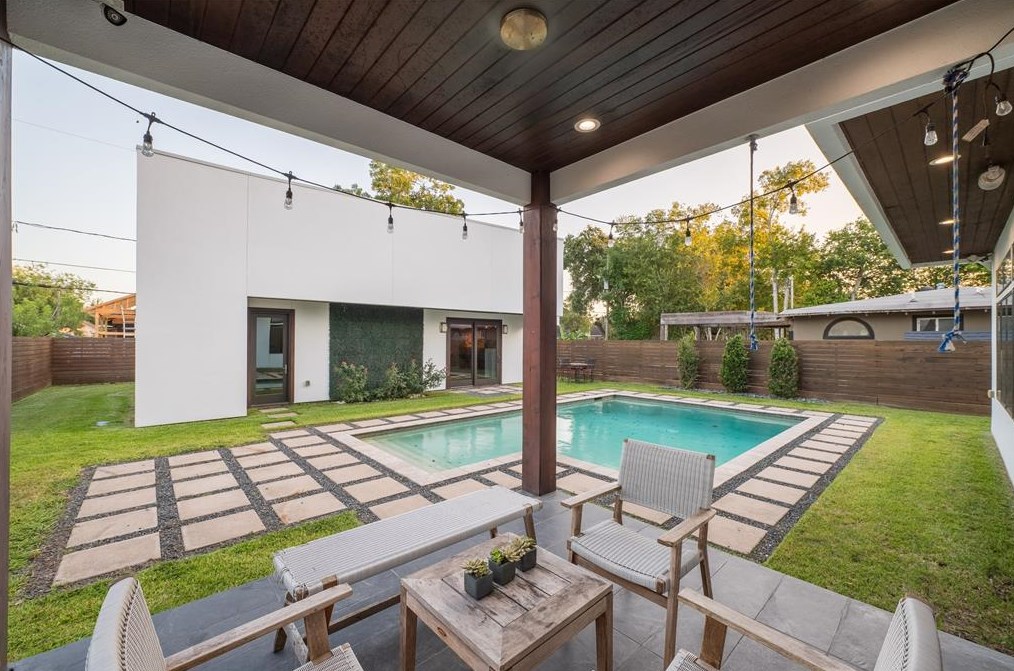 8210 Saylynn Ln, Houston TX 77075-3022 exterior