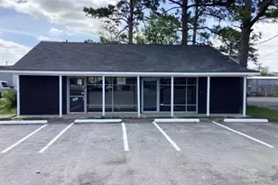 1010 E 1st St, Humble, TX 77338 - Photo 2