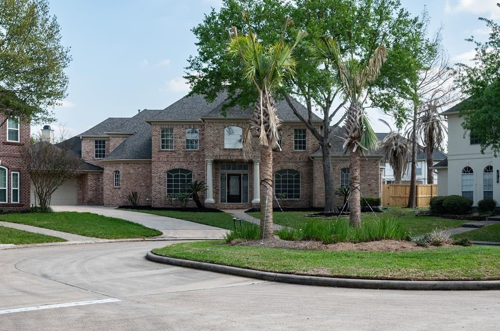 1711 Cottage Lndg Ln, Houston TX  77077-1992 exterior