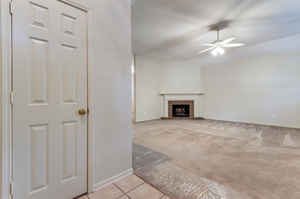 127 Winterport Cir, Spring TX  77382-1127 exterior