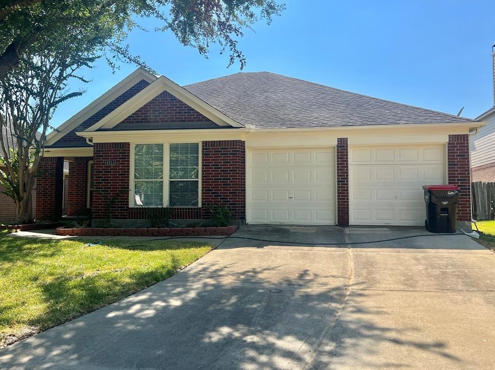4915 Lake Georgetown Ct, Richmond, TX 77407