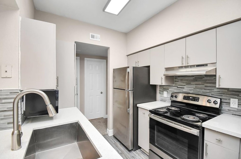 3225 Woodland Park Dr #1663, Houston, TX 77082