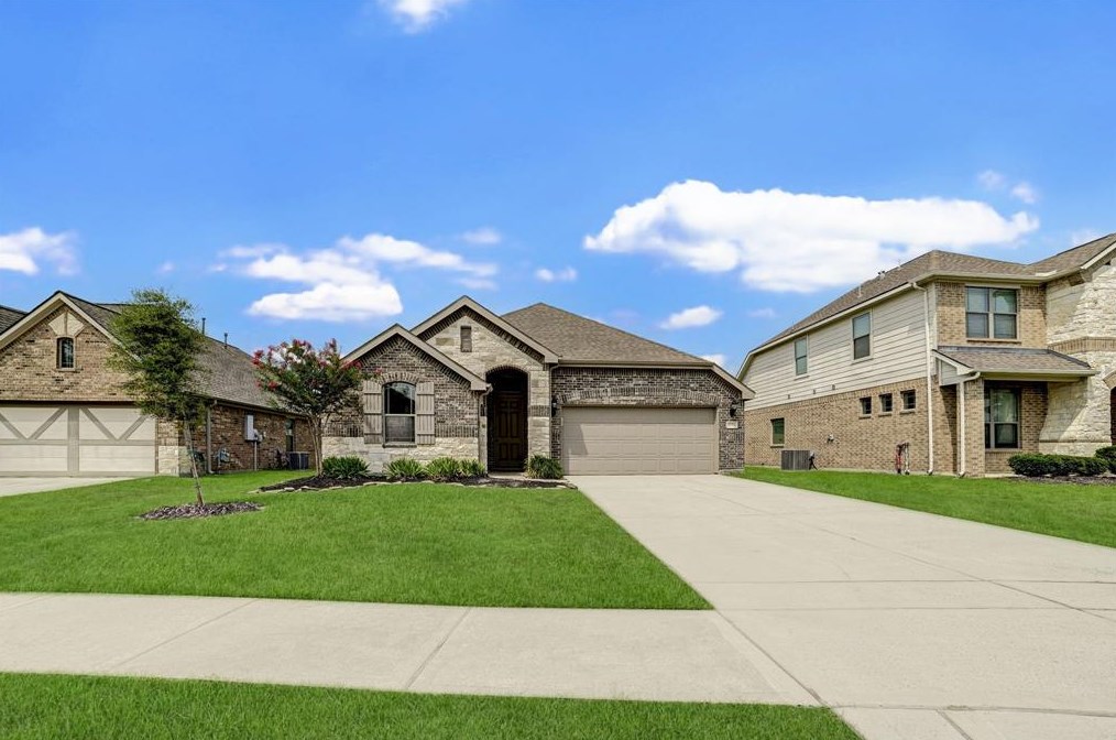 22318 Mosshall Ct, Tomball, TX 77375-2800