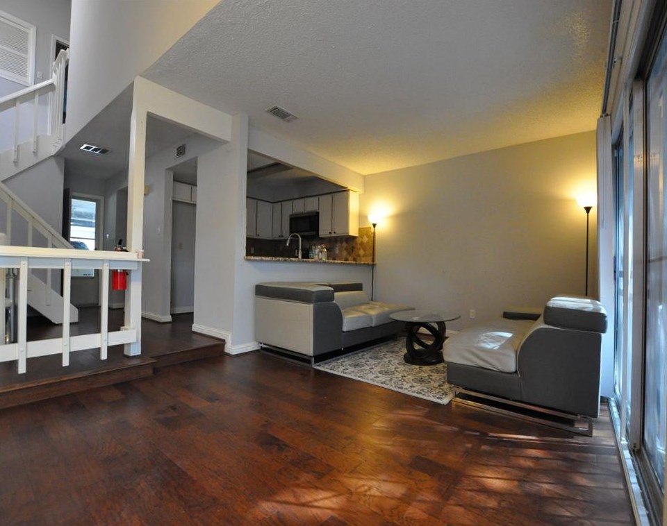 12908 Greenway Chase Ct, Houston, TX 77072-2116