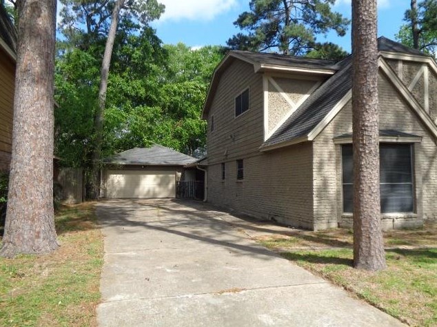 1106 Suwanee Ln, Houston, TX 77090