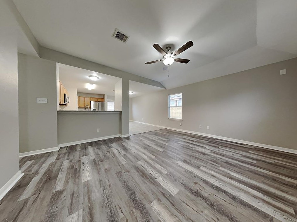 2903 Umiak Dr, Houston, TX 77045