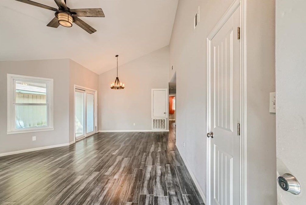 23507 Tree House Ln, Spring TX 77373-8801 exterior