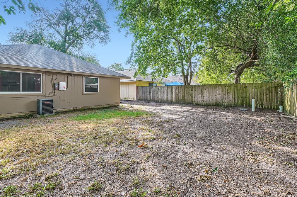 23507 Tree House Ln, Spring TX 77373-8801 exterior