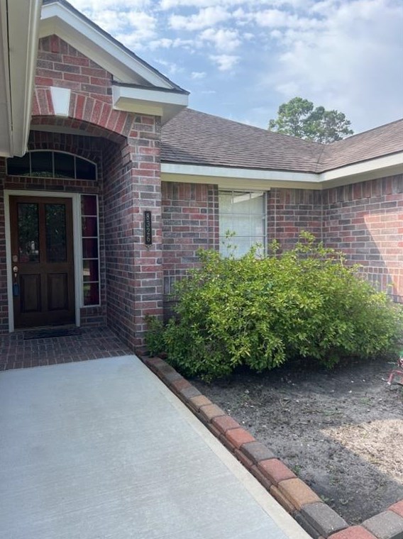 8326 Pinewood Canyon Ln, Humble, TX 77346