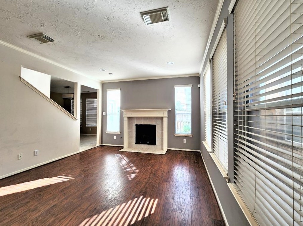 7407 Hollister Rdg, Houston, TX 77040