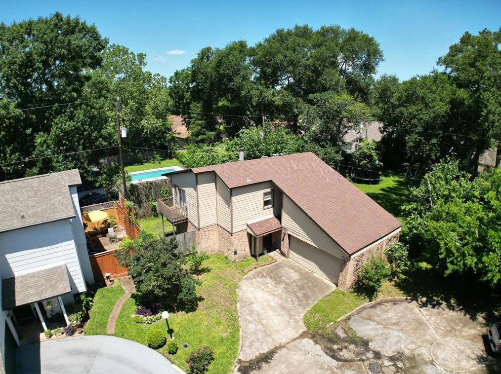1936 Allegro St, Houston, TX 77080-5562