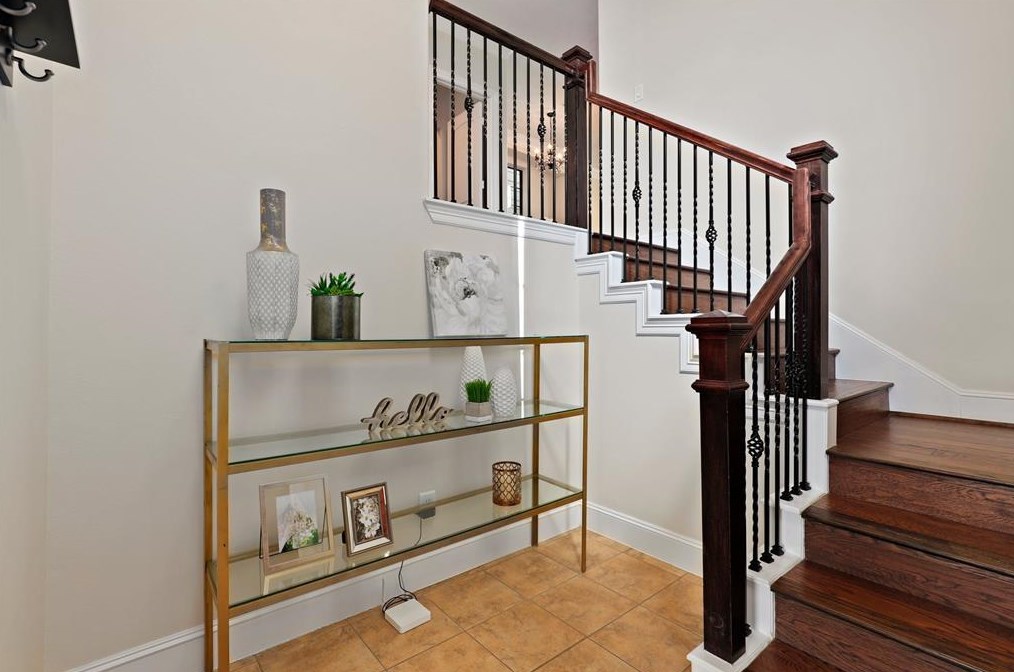 1123 Hempstead Villa Ln, Houston TX  77008-6048 exterior