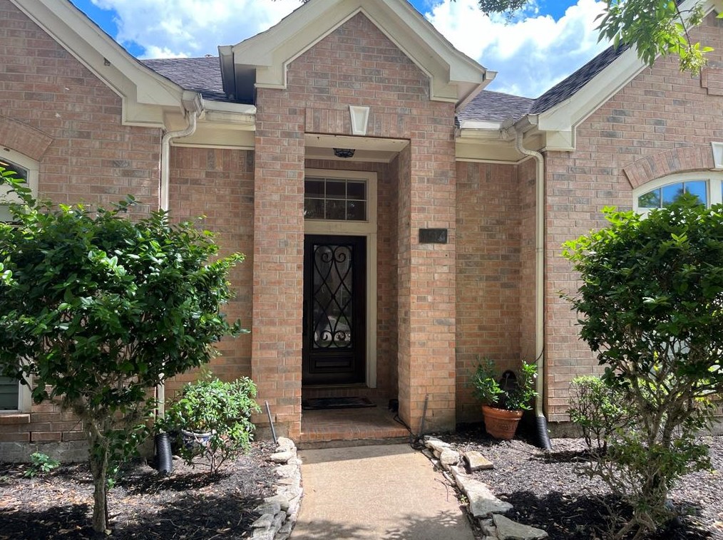 1914 Verdant Vly, Sugar Land, TX 77479-6389