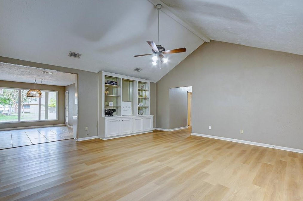 31103 Alice Ln, Tomball, TX 77375