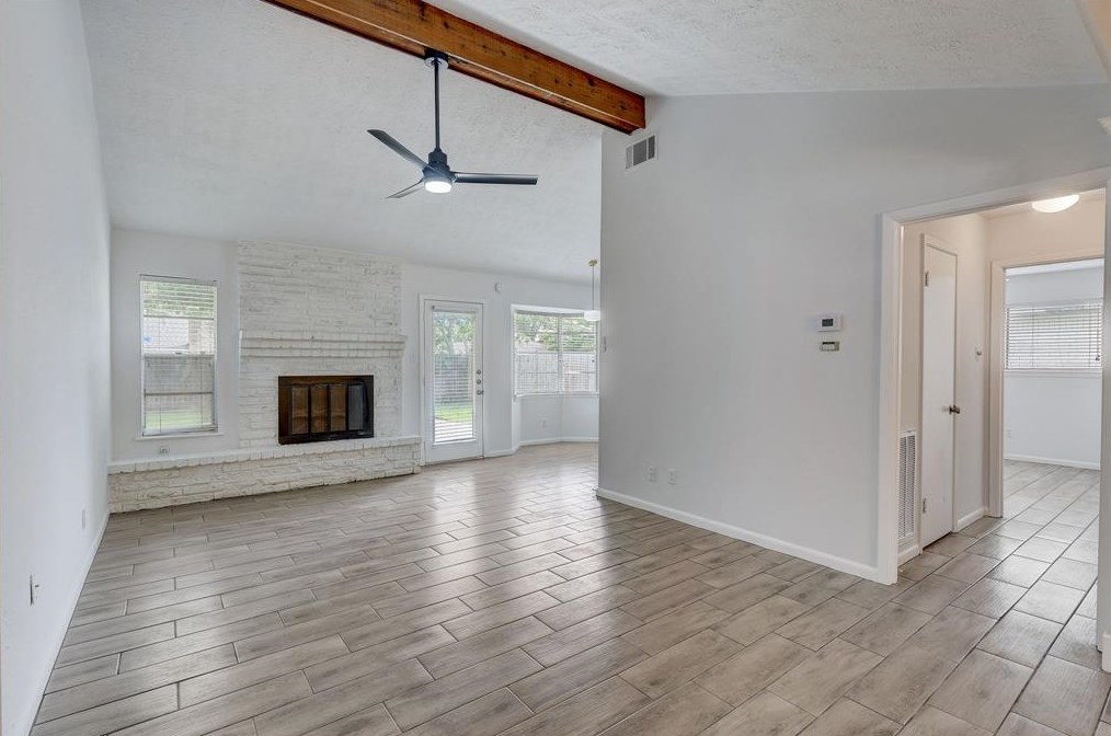 16119 Rill Ln, Houston, TX 77062-5028