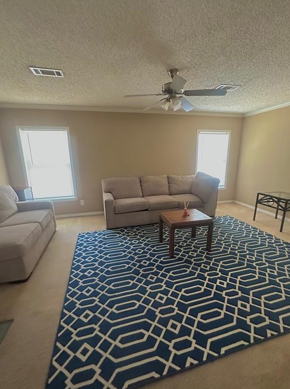 6054 Ridgeway Dr, Houston, TX 77033