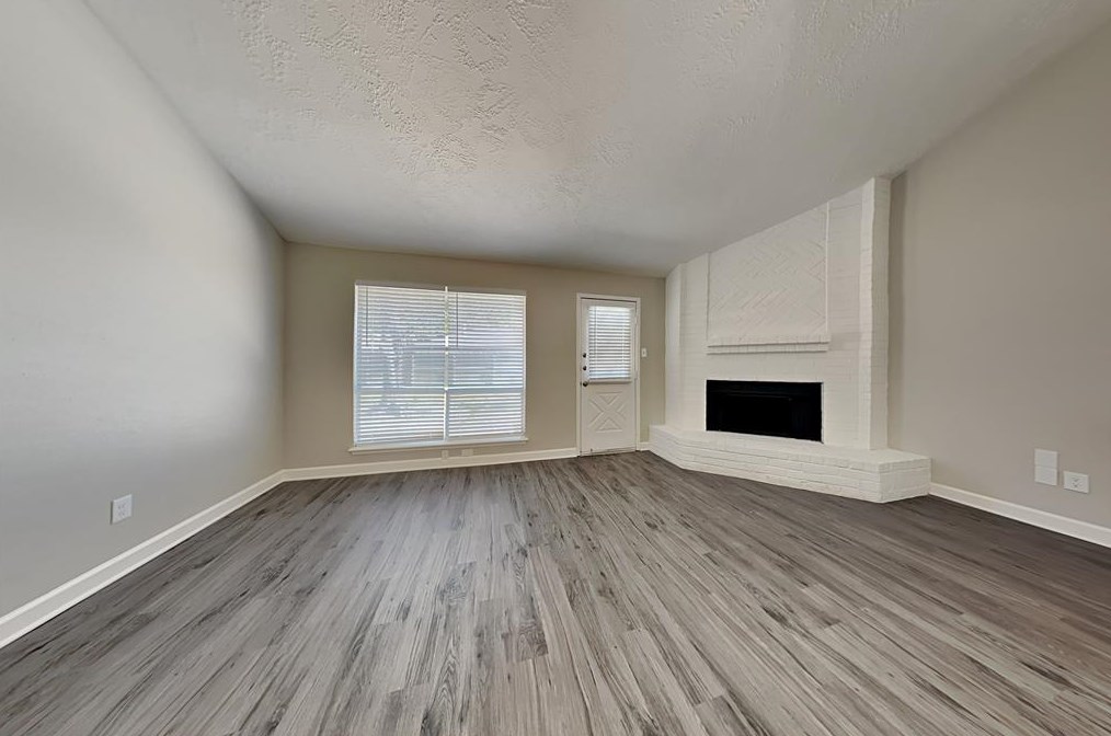 21322 Bridgepoint Ln, Spring TX  77388-3811 exterior