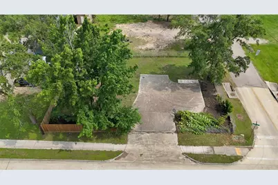 1620 Odd Fellow Street, Conroe, TX 77301 - Photo 2