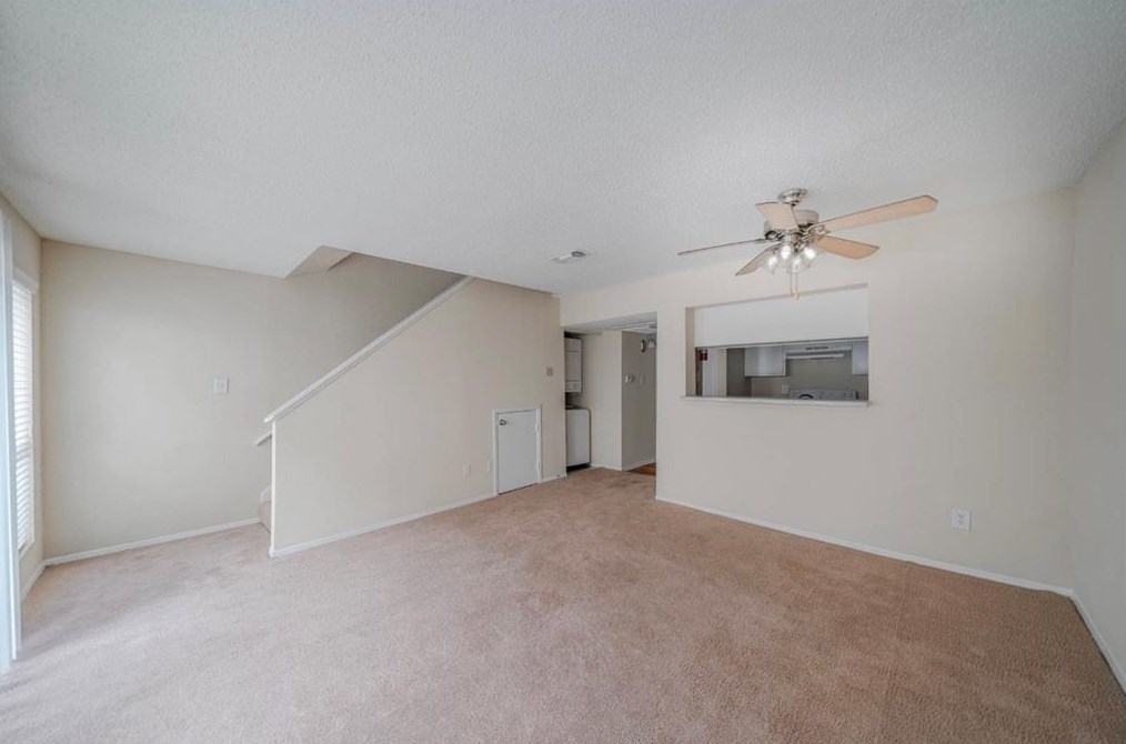 2111 Holly Hall St #2806, Houston, TX 77054