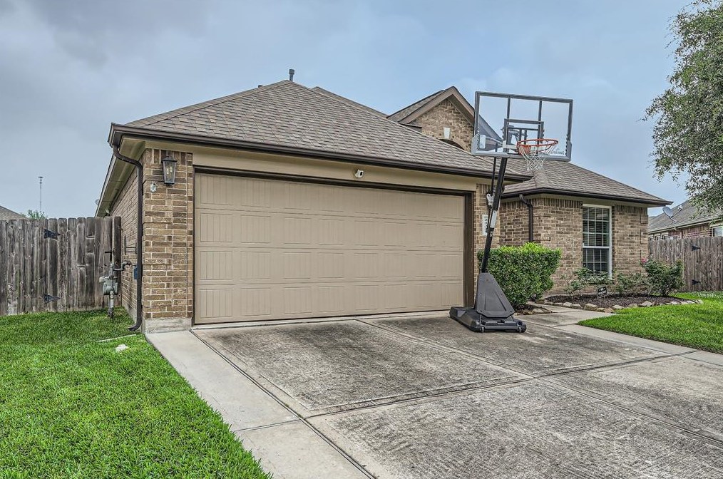 21335 Lily Springs Dr, Porter, TX 77365-3294