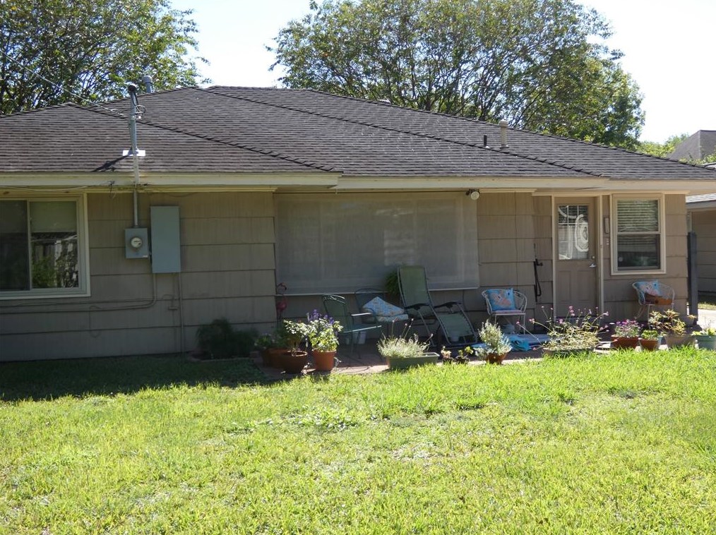 3118 Fairhope St, Houston TX  77025-3229 exterior
