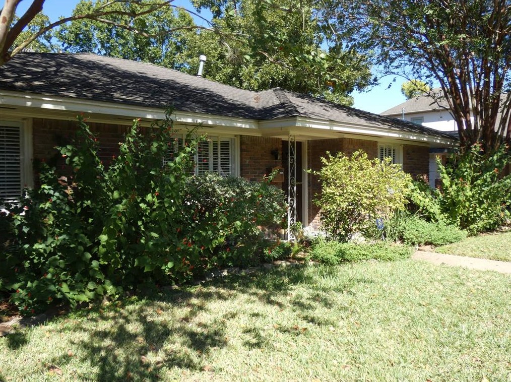 3118 Fairhope St, Houston, TX 77025-3229