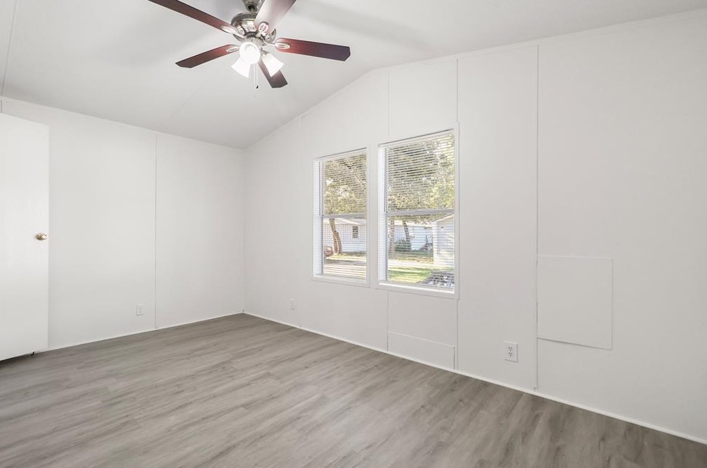 1202 Hwy 190 #19, Huntsville, TX 77320