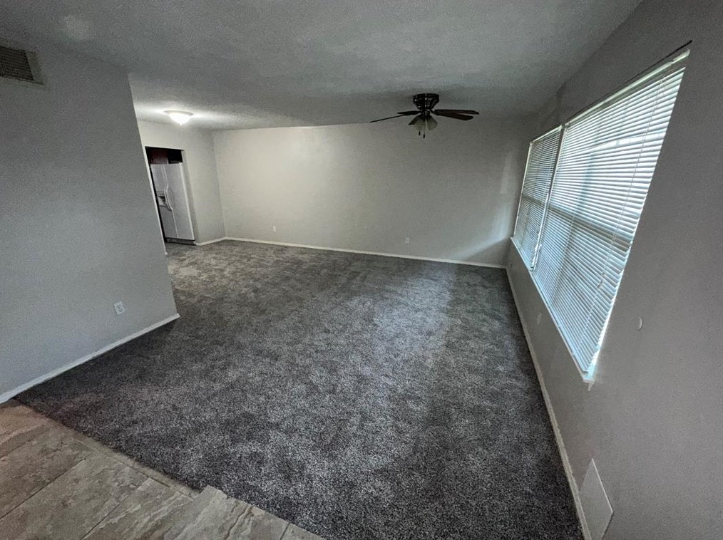 10325 Huntington Place Dr #325, Houston, TX