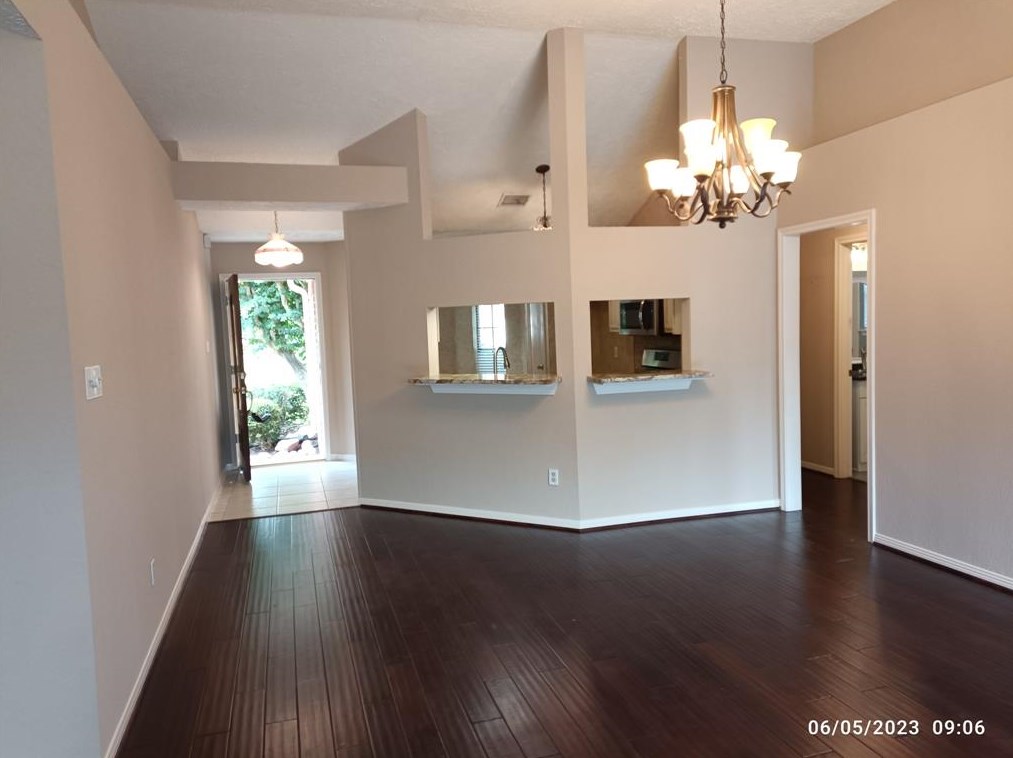 4626 Sunshine Dr, Sugar Land, TX 77479