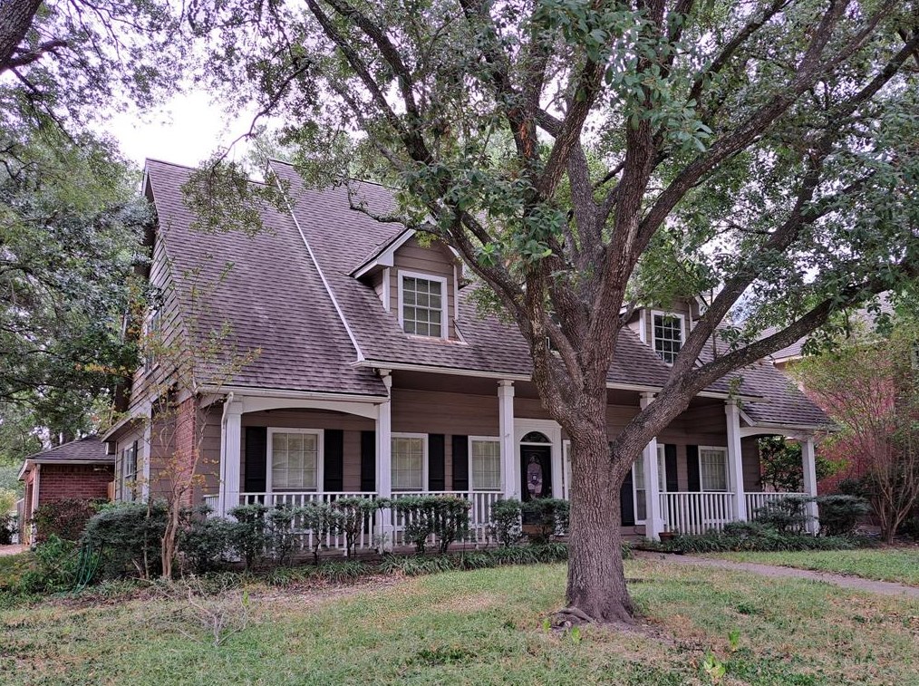 11403 Corola Trail Dr, Houston, TX 77066-3925