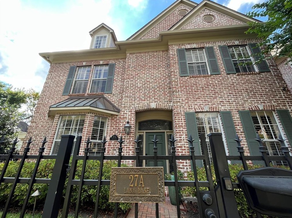 27 Lana Ln Unit A, Houston, TX