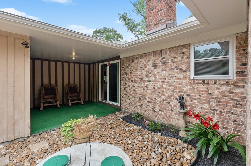 21271 Petty Dr, Conroe TX  77306-8811 exterior