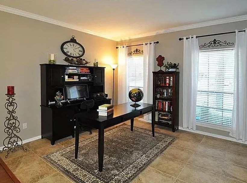 5107 Natural Bridge Dr, Humble, TX 77345