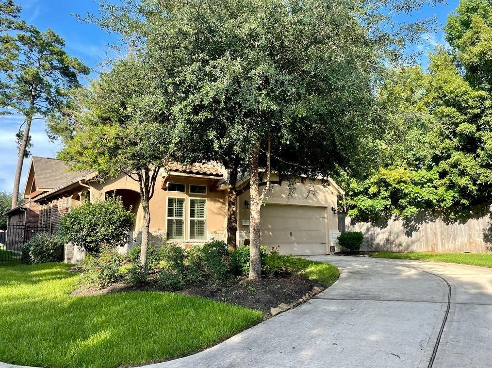 70 Sundown Ridge Pl, Tomball, TX 77375