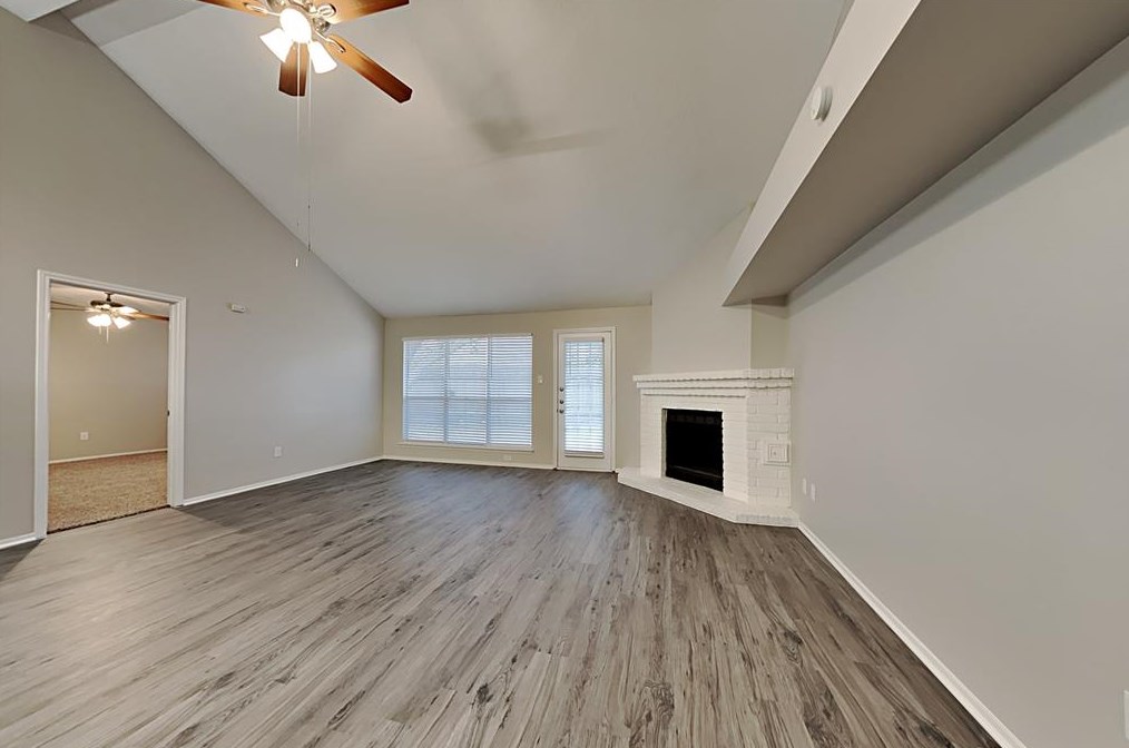 9230 Bayou Bluff Dr, Spring TX  77379-4423 exterior