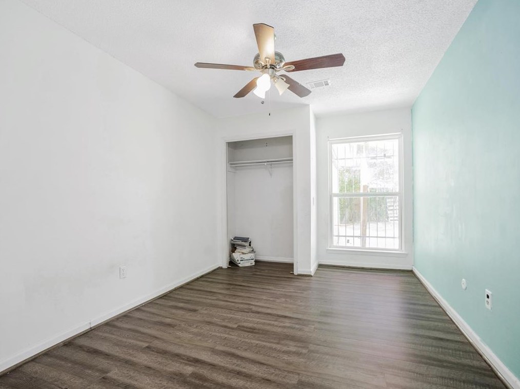 13110 Ensley Wood Dr, Houston TX  77082-5015 exterior