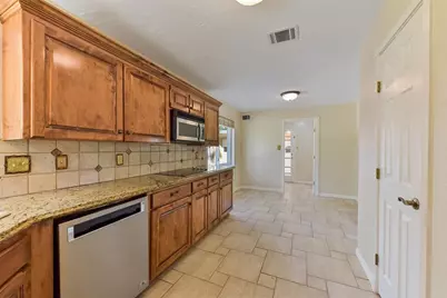 14918 Shady Bend Drive, Houston, TX 77070 - Photo 16