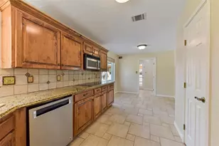 14918 Shady Bend Dr, Houston, TX 77070 - Photo 16