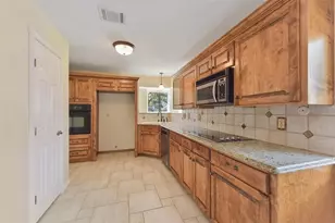 14918 Shady Bend Dr, Houston, TX 77070 - Photo 14