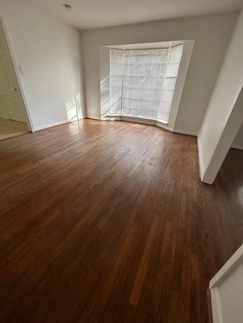 10222 Oak Point Dr, Houston TX  77043-4222 exterior