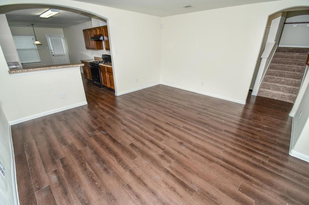 5711 Plantation Forest Dr, Katy TX  77449-1575 exterior