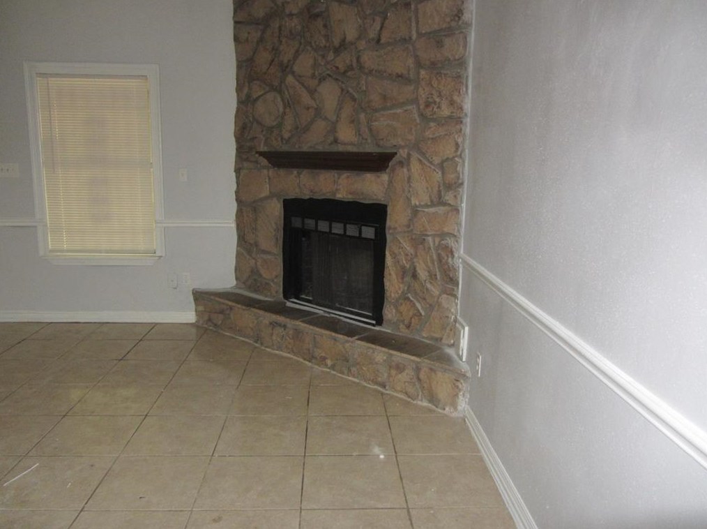 5739 Easthampton Dr, Houston TX  77039-5030 exterior