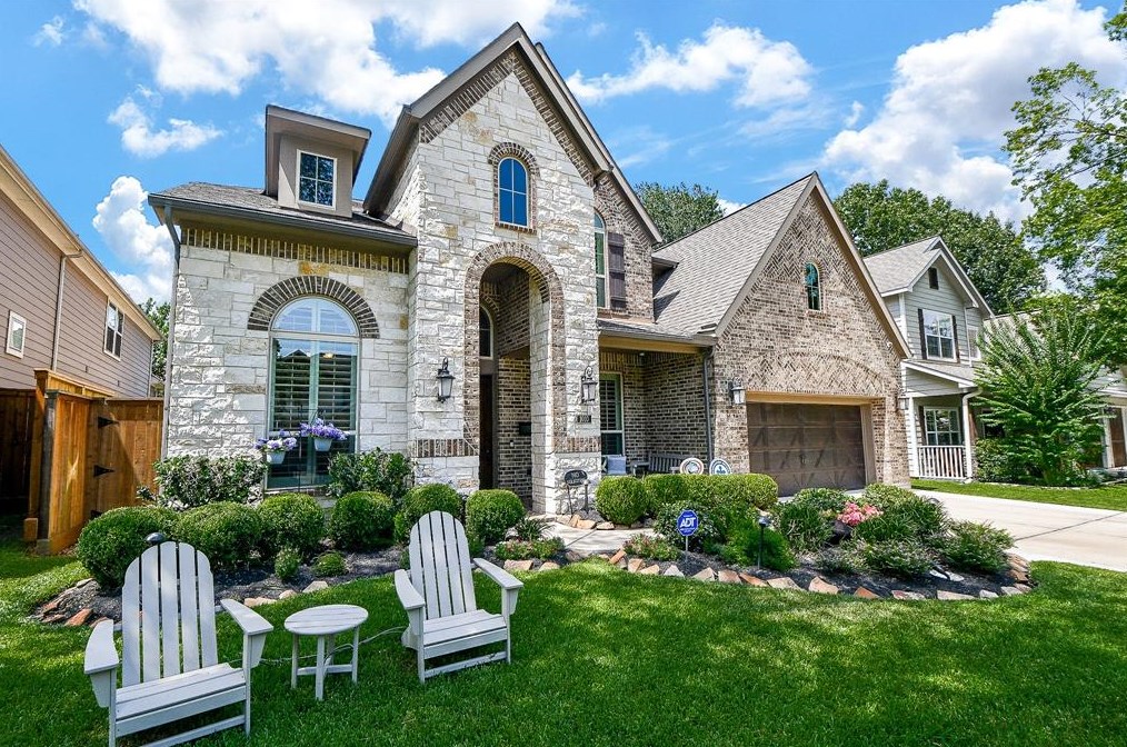 1010 Rosepoint St, Houston, TX 77018-5225