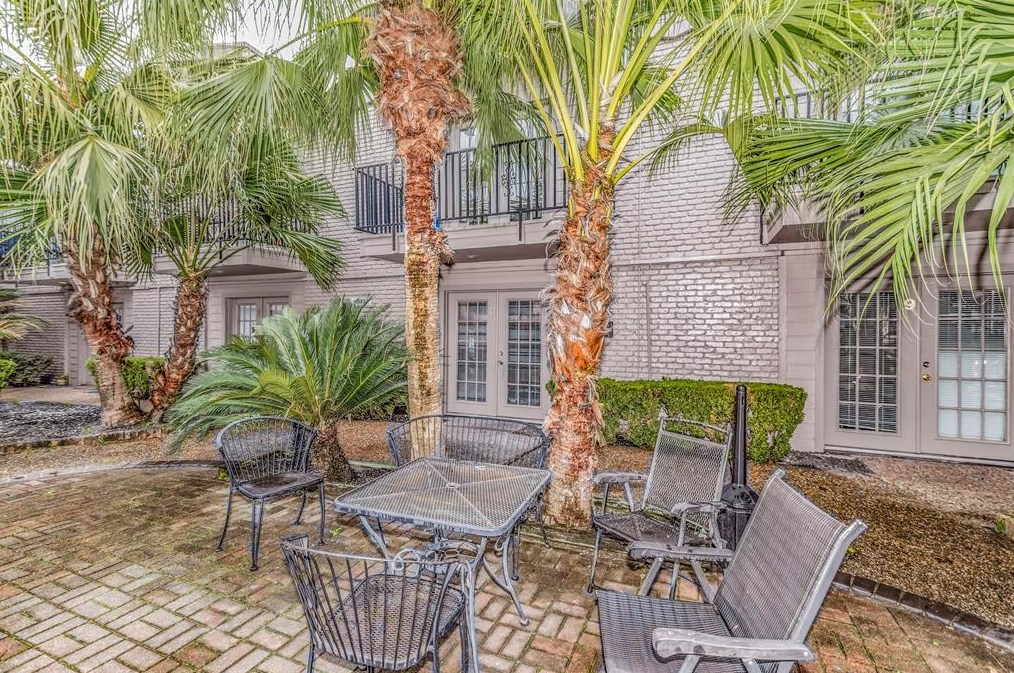 4321 Hazard St, Houston, TX 77098-4229