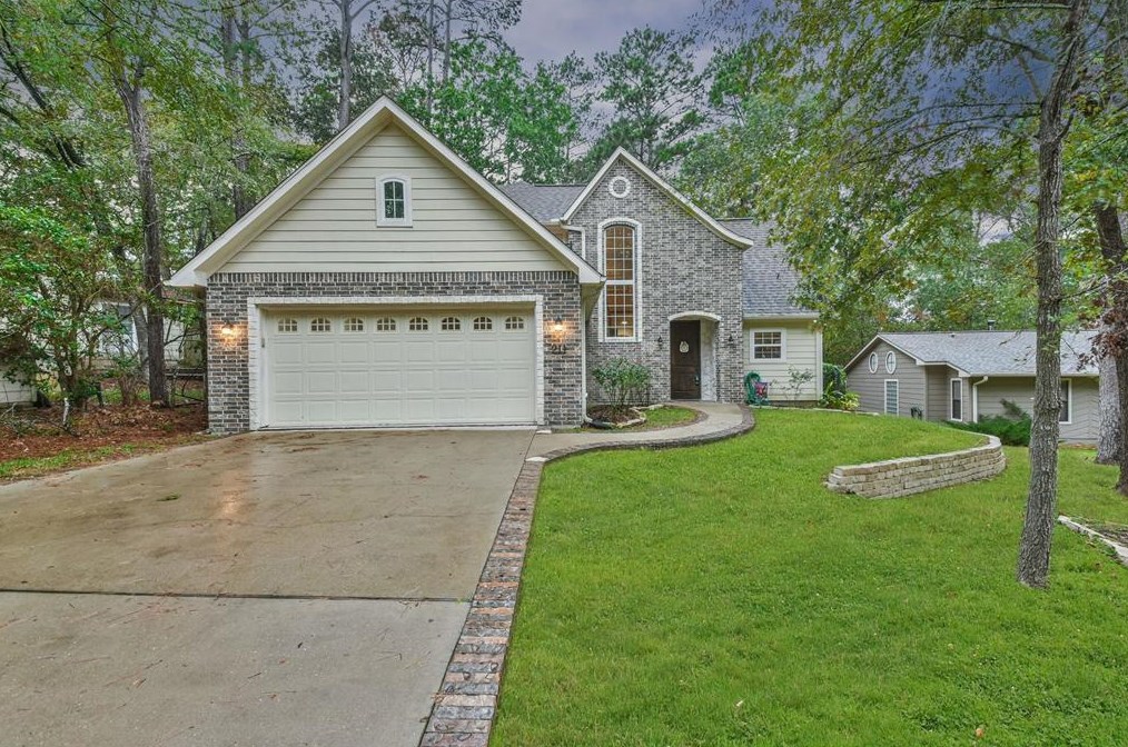 211 N Fairway Loop, Stephen Creek, TX 77331