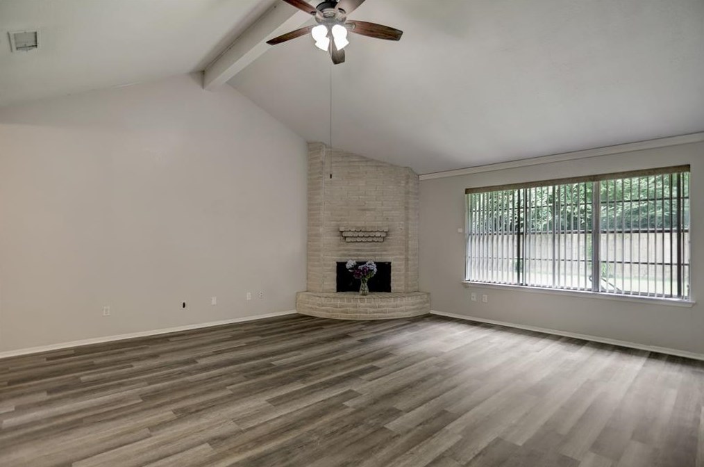 6438 Barrygate Dr, Spring TX  77373-7322 exterior