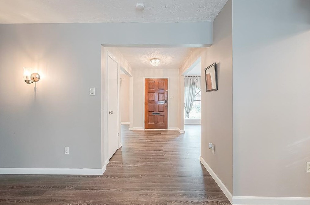 9307 Carvel Ln, Houston TX  77036-6005 exterior