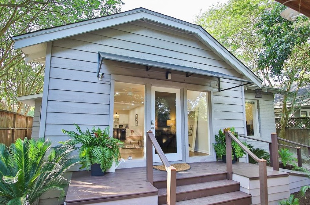 1818 Haver St, Houston TX  77006-2414 exterior