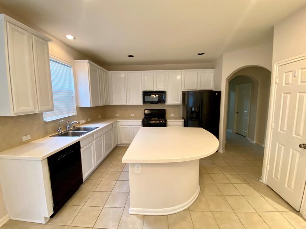 19 Julienne Trce, Spring TX  77381-4298 exterior
